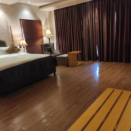 Regenta Resort Bharatpur, Fatehpur Sikri Road Extérieur photo
